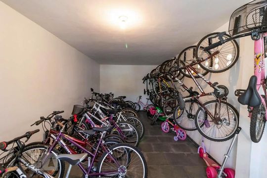 Área comum de apartamento para alugar com 3 quartos, 150m² em Campo Belo, São Paulo