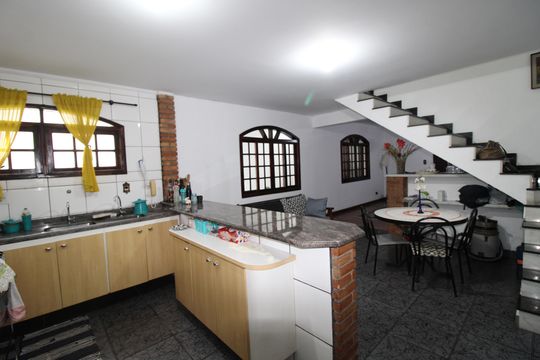 Cozinha de casa à venda com 4 quartos, 182m² em Jardim Nossa Senhora do Carmo, São Paulo