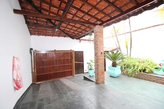 Garagem de casa à venda com 4 quartos, 182m² em Jardim Nossa Senhora do Carmo, São Paulo