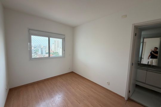 Quarto de apartamento à venda com 2 quartos, 68m² em Chácara Inglesa, São Paulo