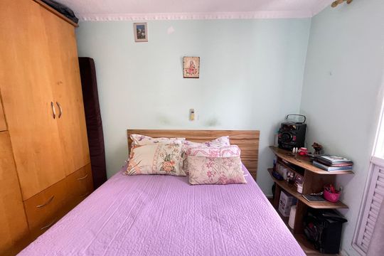 Quarto 1 de apartamento à venda com 2 quartos, 47m² em Conjunto Promorar Raposo Tavares, São Paulo