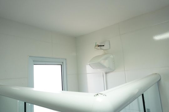 Banheiro da Suíte de apartamento para alugar com 2 quartos, 46m² em Residencial Parati, São Carlos