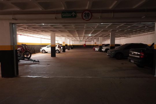 Área comum - Garagem de apartamento para alugar com 2 quartos, 46m² em Residencial Parati, São Carlos