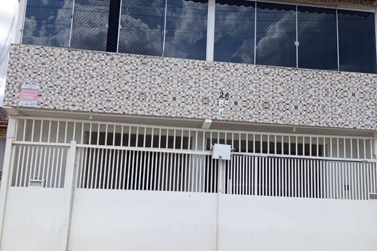 Fachada de casa à venda com 4 quartos, 150m² em Riacho Fundo II - 1A Etapa, Brasília