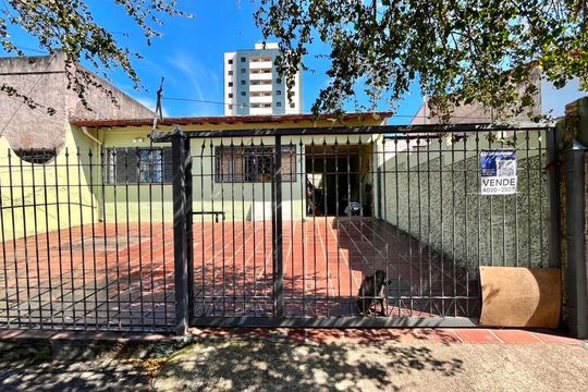 Casa à venda com 3 quartos, 448m² em Taquaral, Campinas