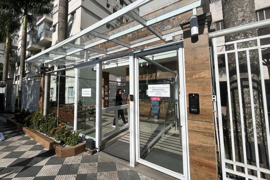 Fachada de apartamento para alugar com 3 quartos, 83m² em Marapé, Santos
