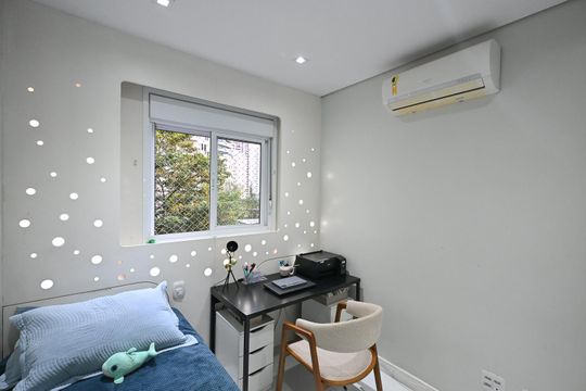 Quarto de apartamento para alugar com 1 quarto, 76m² em Vila Suzana, São Paulo