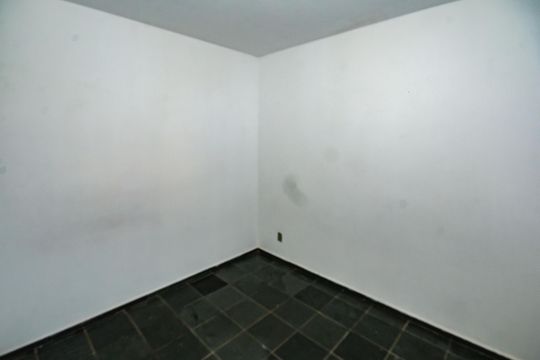 Quarto 2 de apartamento para alugar com 2 quartos, 55m² em Vila Jardim Leblon, Belo Horizonte