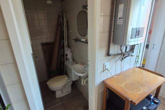 Banheiro de Serviço de apartamento à venda com 4 quartos, 156m² em Vila Pirajussara, São Paulo