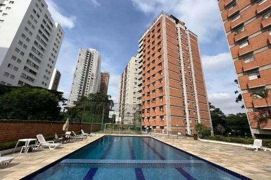 Área externa de apartamento à venda com 4 quartos, 156m² em Vila Pirajussara, São Paulo