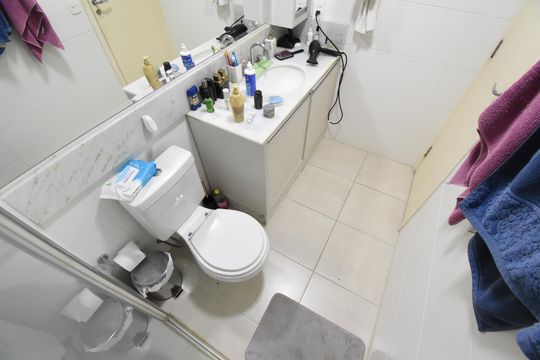 Banheiro do Studio de kitnet/studio para alugar com 1 quarto, 33m² em Campina do Siqueira, Curitiba