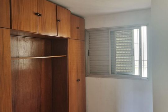 Quarto 1 de apartamento para alugar com 2 quartos, 48m² em Rio Pequeno, São Paulo
