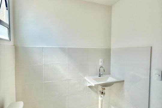 Banheiro Social de apartamento para alugar com 2 quartos, 50m² em Tres Barras, Contagem