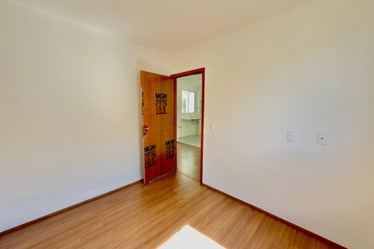 Quarto 1 de apartamento para alugar com 2 quartos, 50m² em Tres Barras, Contagem