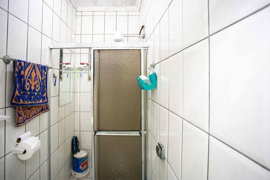 Banheiro Casa 1 de casa à venda com 3 quartos, 284m² em Conceição, Diadema