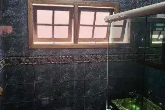 Banheiro de casa para alugar com 3 quartos, 200m² em Vila Virginia, Itaquaquecetuba