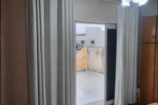 Quarto de casa para alugar com 3 quartos, 200m² em Vila Virginia, Itaquaquecetuba