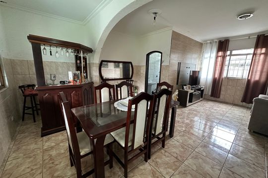 Sala de Jantar de casa para alugar com 4 quartos, 330m² em Japuí, São Vicente