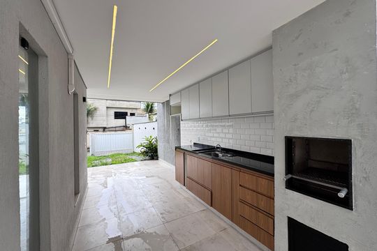 Área Gourmet de casa de condomínio à venda com 4 quartos, 180m² em Guaratiba, Rio de Janeiro