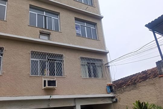 Placa de apartamento para alugar com 2 quartos, 90m² em Centro, Nova Iguaçu