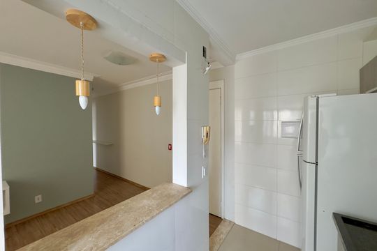 Cozinha de apartamento para alugar com 2 quartos, 45m² em Ponte Grande, Guarulhos