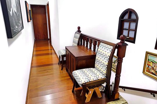 Corredor de casa à venda com 4 quartos, 189m² em Nova Petrópolis, São Bernardo do Campo