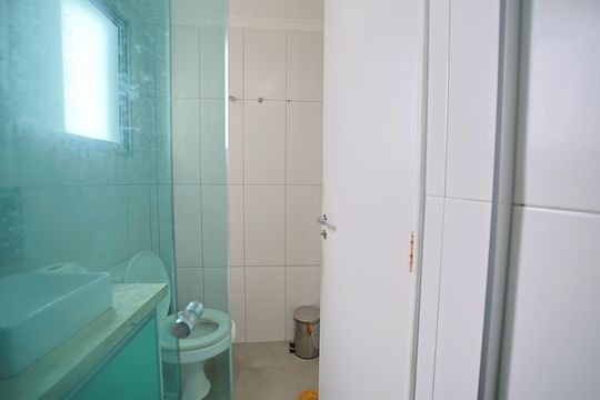 Banheiro  de apartamento à venda com 3 quartos, 60m² em Cidade Patriarca, São Paulo