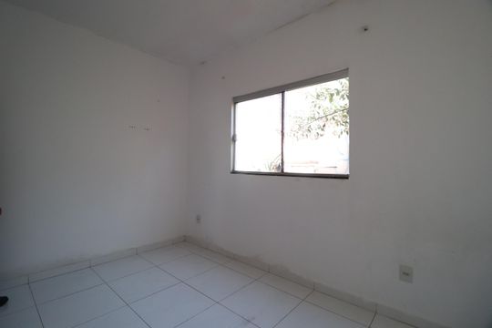 Quarto 2 de casa para alugar com 2 quartos, 50m² em Residencial Integração, Uberlândia