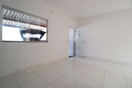 Casa para alugar com 2 quartos, 50m² em Residencial Integração, Uberlândia