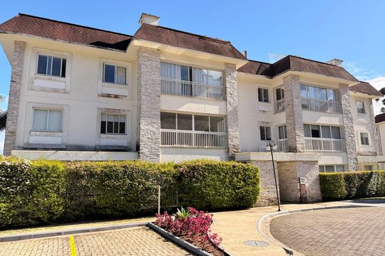 Apartamento para alugar com 3 quartos, 200m² em Valparaíso, Petrópolis