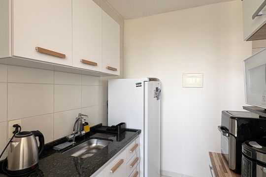 Cozinha de apartamento à venda com 2 quartos, 45m² em Jardim Iris, São Paulo