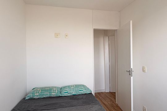 Quarto 1 de apartamento à venda com 2 quartos, 45m² em Jardim Iris, São Paulo