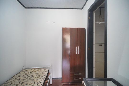 Quarto de apartamento para alugar com 1 quarto, 30m² em São José, Sapucaia do Sul