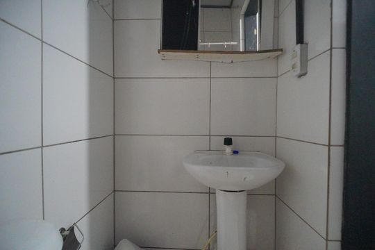 Banheiro de apartamento para alugar com 1 quarto, 30m² em São José, Sapucaia do Sul