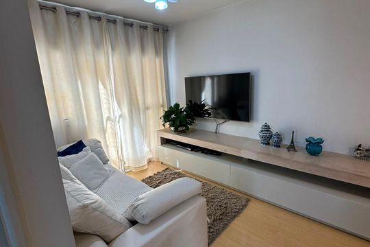 Sala de apartamento para alugar com 2 quartos, 50m² em Jardim Aeroporto, São Paulo