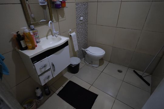 Banheiro 2 de casa à venda com 3 quartos, 470m² em Parque das Bandeiras, Osasco