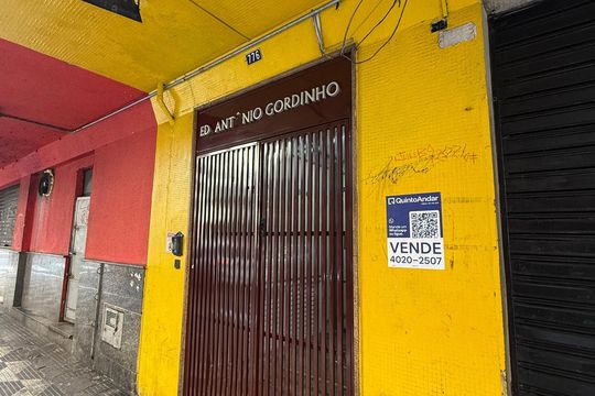Fachada de apartamento à venda com 1 quarto, 40m² em Santa Ifigênia, São Paulo