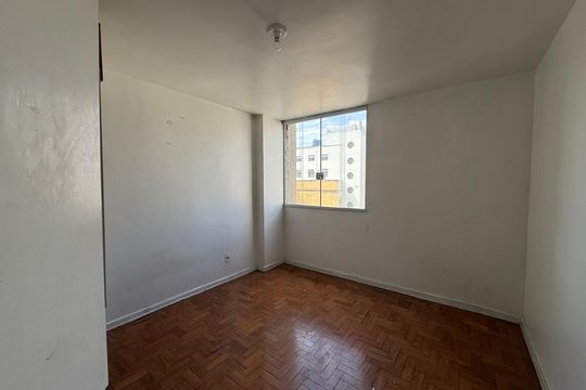 Quarto de apartamento à venda com 1 quarto, 40m² em Santa Ifigênia, São Paulo
