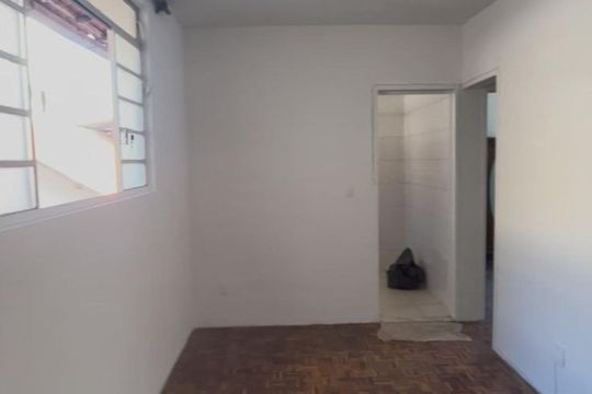 Sala de apartamento à venda com 2 quartos, 45m² em Santa Tereza, Belo Horizonte