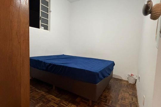 Quarto 1 de apartamento à venda com 2 quartos, 45m² em Santa Tereza, Belo Horizonte