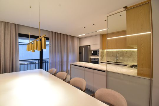 Cozinha de casa de condomínio à venda com 3 quartos, 266m² em Ahú, Curitiba