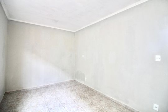 Quarto 1 de casa para alugar com 1 quarto, 68m² em Vila Cristina, Ferraz de Vasconcelos