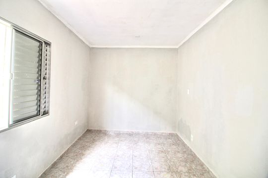 Quarto 1 de casa para alugar com 1 quarto, 68m² em Vila Cristina, Ferraz de Vasconcelos