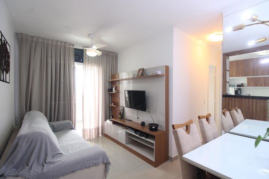 Sala de apartamento à venda com 2 quartos, 46m² em Anil, Rio de Janeiro
