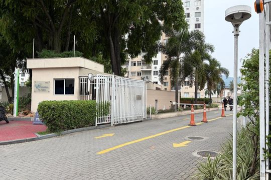 Fachada de apartamento à venda com 2 quartos, 46m² em Anil, Rio de Janeiro