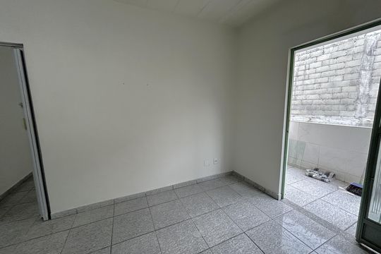 Sala de casa para alugar com 1 quarto, 60m² em Piedade, Rio de Janeiro