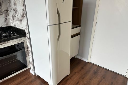 Cozinha de apartamento para alugar com 1 quarto, 24m² em Santo Amaro, São Paulo