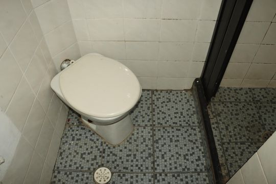 Banheiro social de apartamento para alugar com 2 quartos, 68m² em Vila Alpina, São Paulo