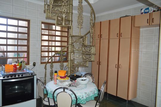 Cozinha de casa para alugar com 3 quartos, 222m² em Vila Monte Alegre, Ribeirão Preto