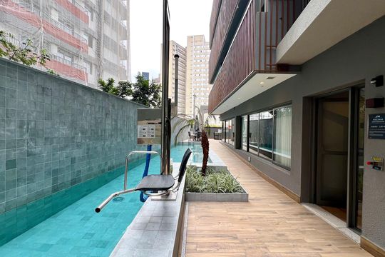 Piscina de kitnet/studio para alugar com 1 quarto, 25m² em Vila Madalena, São Paulo
